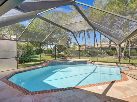 1034 Poplar Circle Weston FL 33326