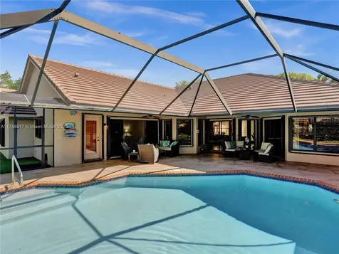 1034 Poplar Circle Weston FL 33326