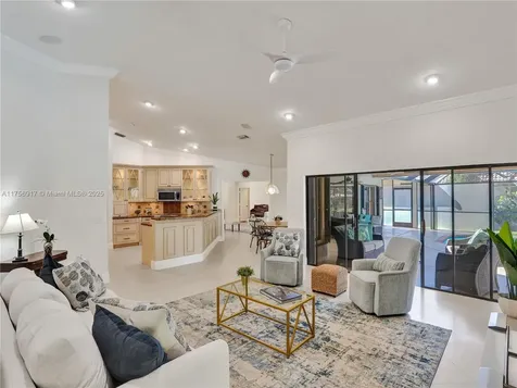 1034 Poplar Circle Weston FL 33326