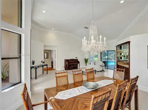 1034 Poplar Circle Weston FL 33326