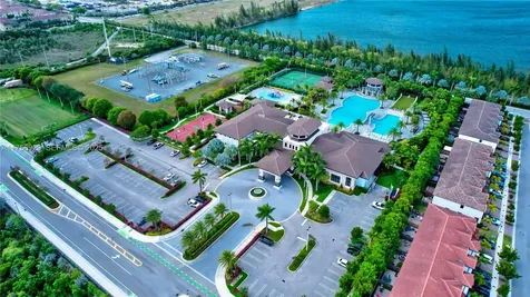 10473 NW 82nd Street Doral FL 33178