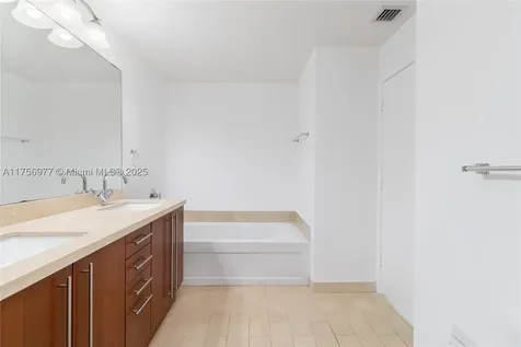 1111 SW 1st Avenue Miami FL 33130