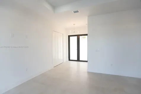 1817 NE 17th Street Other City - In The State Of Florida FL 33909