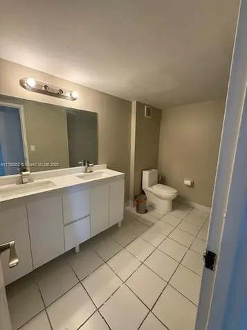 7928 West Drive North Bay Village FL 33141