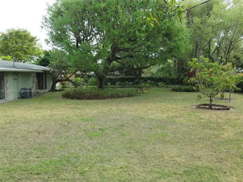 8240 SW 96th Street Miami FL 33156