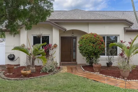 480 Greaton Avenue Davie FL 33325