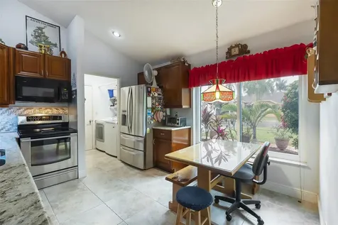 480 Greaton Avenue Davie FL 33325
