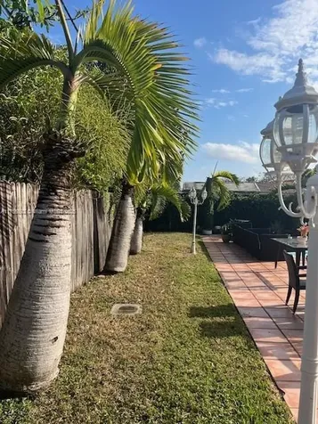 1821 SW 93rd Place Miami FL 33165