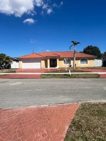 1821 SW 93rd Place Miami FL 33165