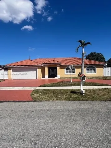 1821 SW 93rd Place Miami FL 33165