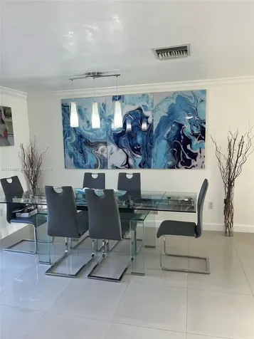 1821 SW 93rd Place Miami FL 33165