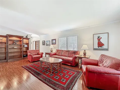 16424 SW 75th Avenue Palmetto Bay FL 33157