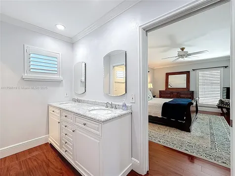 16424 SW 75th Avenue Palmetto Bay FL 33157
