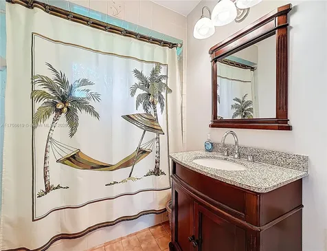 16424 SW 75th Avenue Palmetto Bay FL 33157