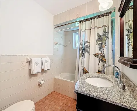 16424 SW 75th Avenue Palmetto Bay FL 33157