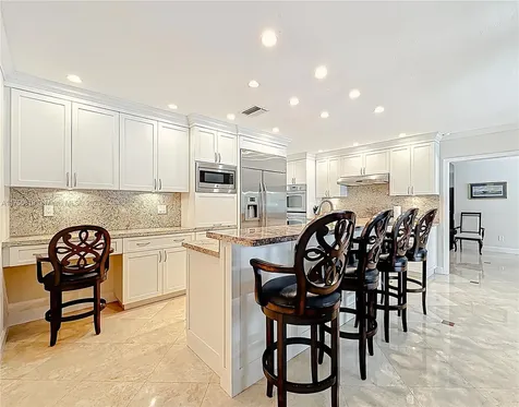 16424 SW 75th Avenue Palmetto Bay FL 33157