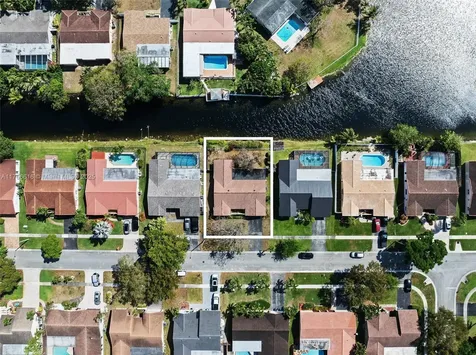 10500 NW 5th Street Plantation FL 33324