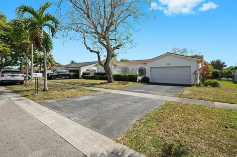 10500 NW 5th Street Plantation FL 33324