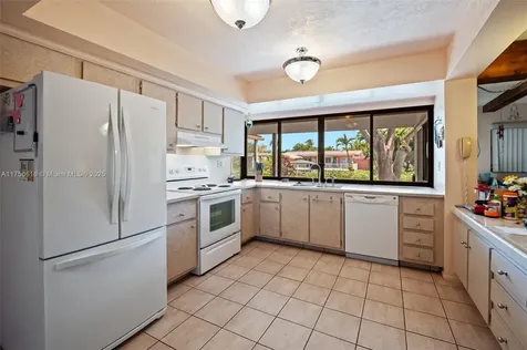 10500 NW 5th Street Plantation FL 33324