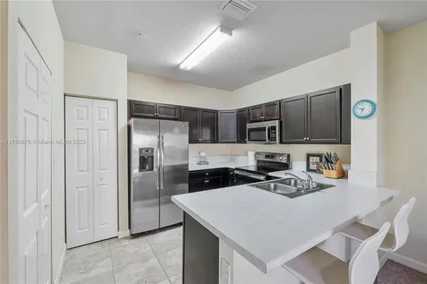 142 SE 28th Terrace Homestead FL 33033
