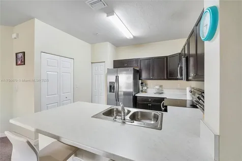 142 SE 28th Terrace Homestead FL 33033