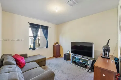 142 SE 28th Terrace Homestead FL 33033