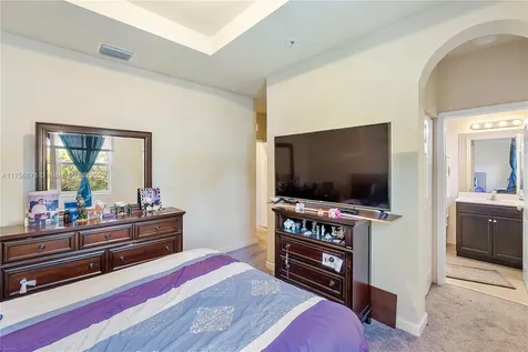 142 SE 28th Terrace Homestead FL 33033