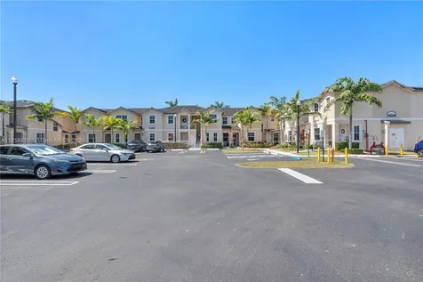 142 SE 28th Terrace Homestead FL 33033