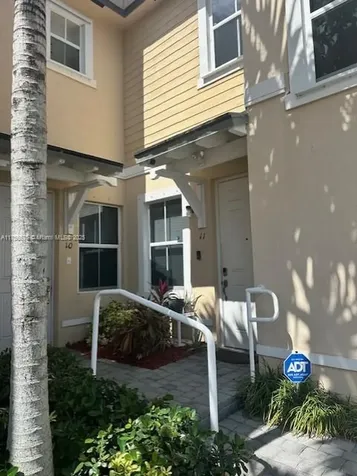 142 SE 28th Terrace Homestead FL 33033