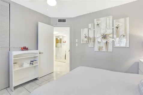 4421 NW 16th Street Lauderhill FL 33313