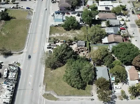 3013 NW 54th Street Miami FL 33142