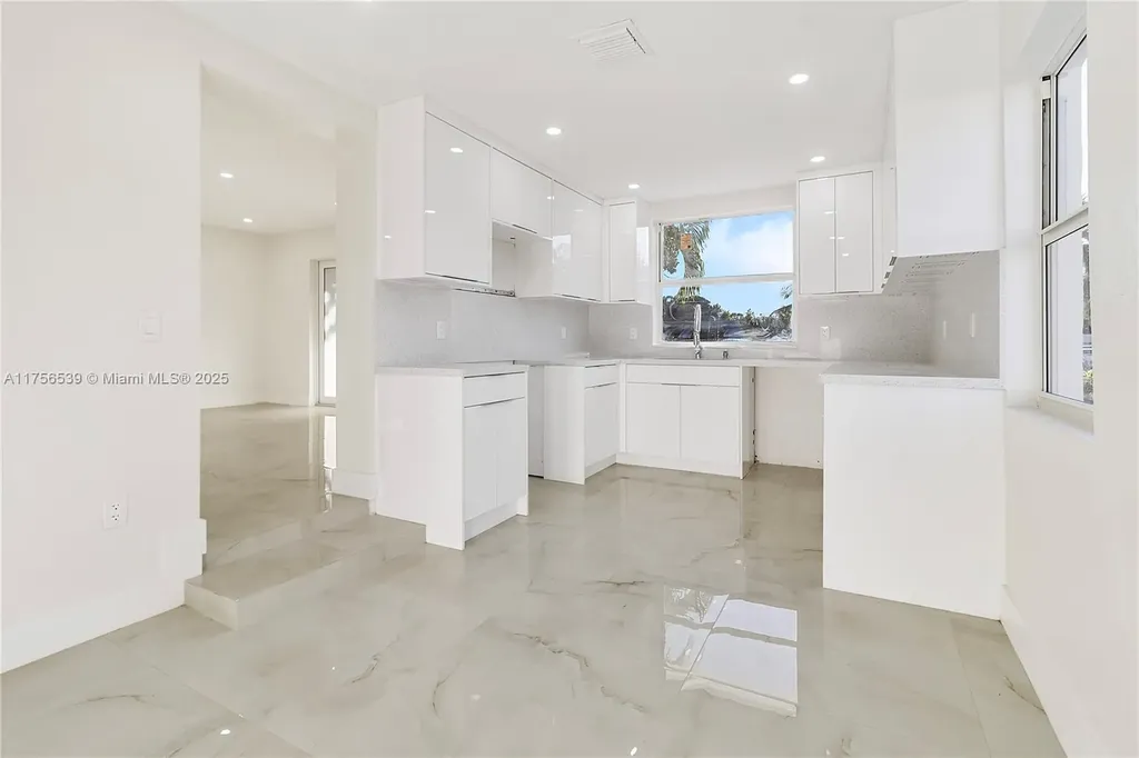 1304 NW 19th Avenue Fort Lauderdale FL 33311