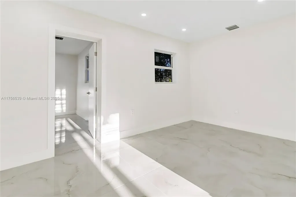 1304 NW 19th Avenue Fort Lauderdale FL 33311