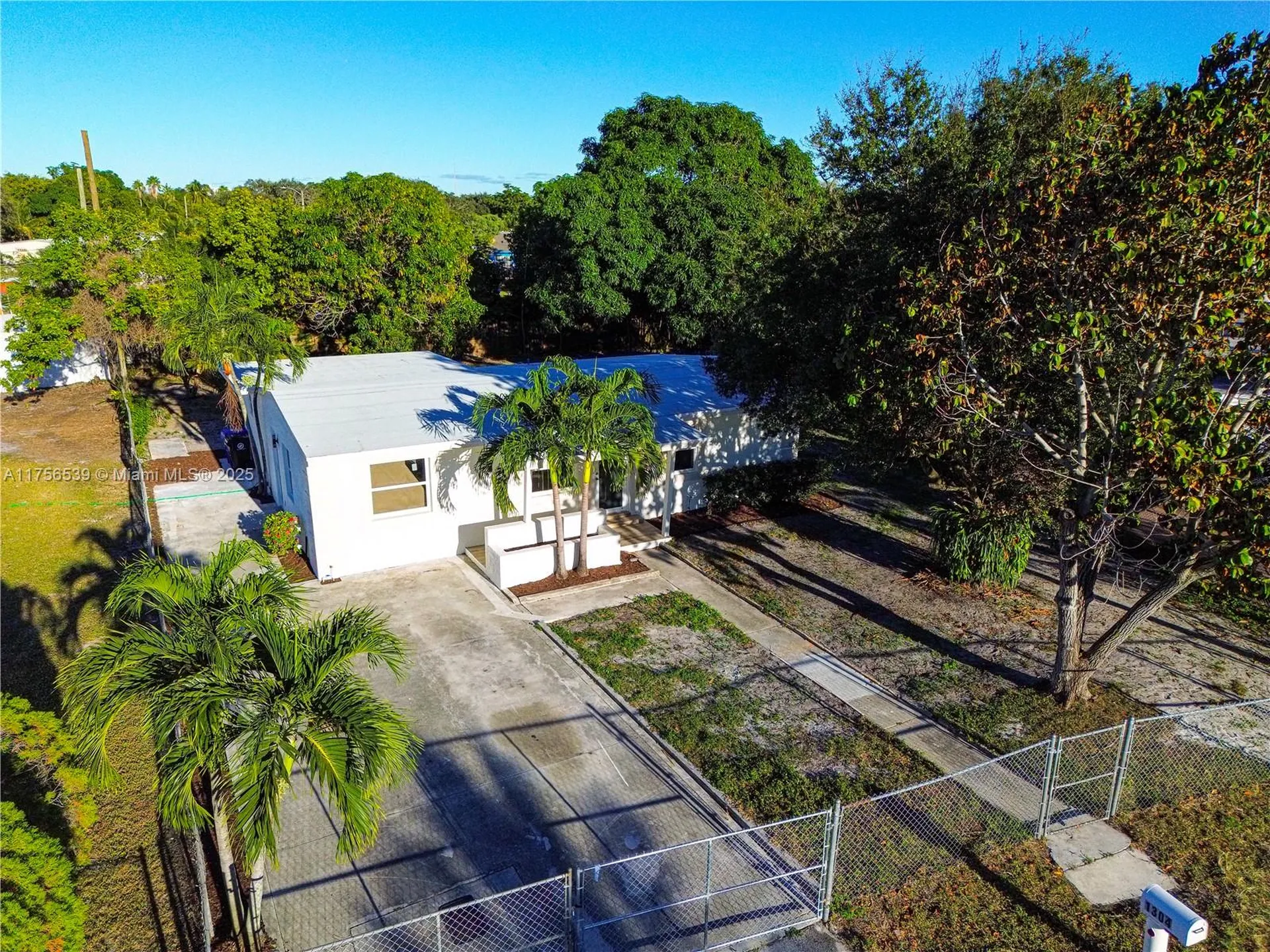 1304 NW 19th Avenue Fort Lauderdale FL 33311