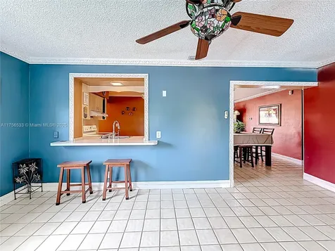 7161 SW 11th Street Pembroke Pines FL 33023