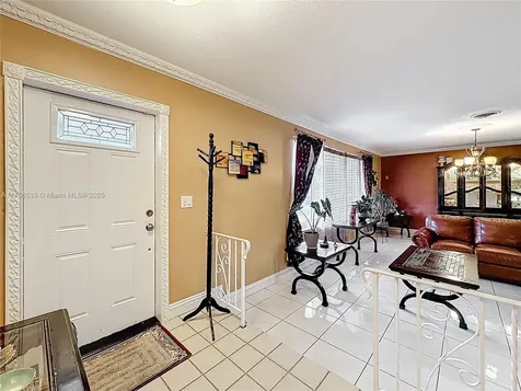 7161 SW 11th Street Pembroke Pines FL 33023