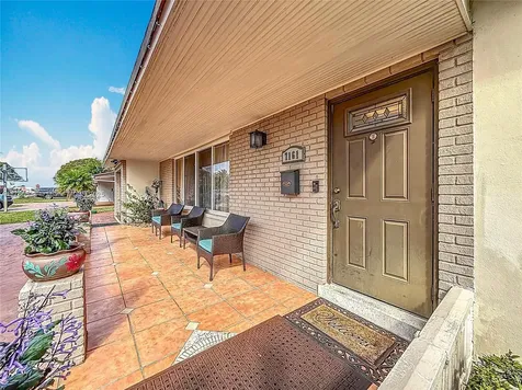 7161 SW 11th Street Pembroke Pines FL 33023
