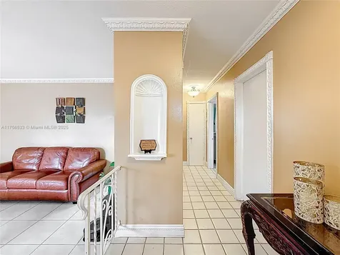 7161 SW 11th Street Pembroke Pines FL 33023
