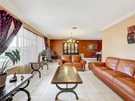 7161 SW 11th Street Pembroke Pines FL 33023