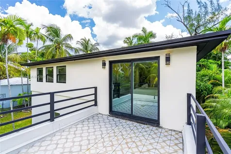 24 NW 86th Street El Portal FL 33150