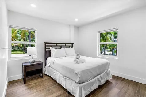 24 NW 86th Street El Portal FL 33150