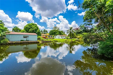 24 NW 86th Street El Portal FL 33150