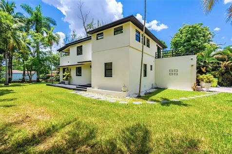 24 NW 86th Street El Portal FL 33150