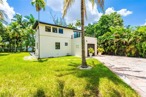 24 NW 86th Street El Portal FL 33150