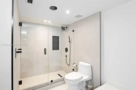 19195 NE 36th Court Aventura FL 33180