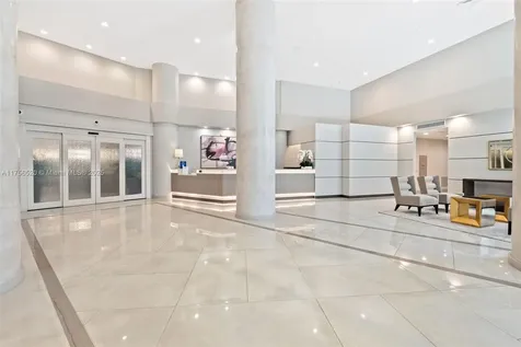 19195 NE 36th Court Aventura FL 33180