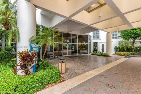 19195 NE 36th Court Aventura FL 33180