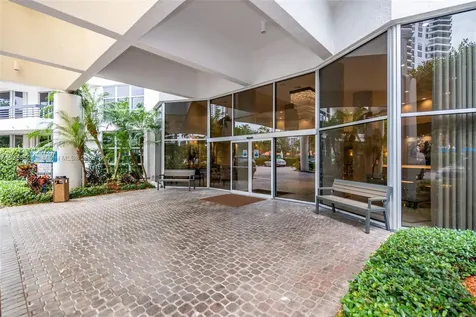 19195 NE 36th Court Aventura FL 33180