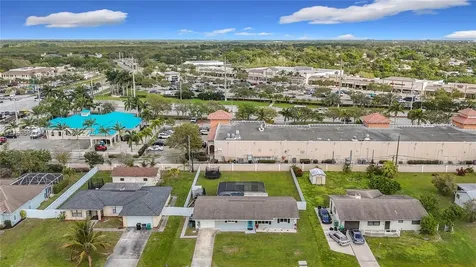 1137 SE Petunia Avenue Port St. Lucie FL 34952