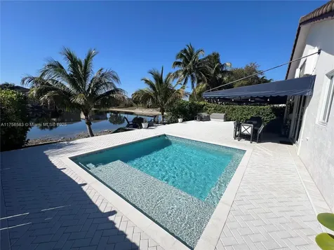 14874 SW 24th Street Miami FL 33185